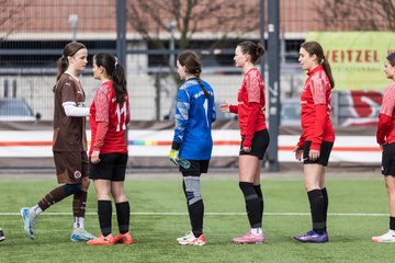 Bild 8 - wBJ FC St. Pauli - Walddoerfer SV : Ergebnis: 3:4